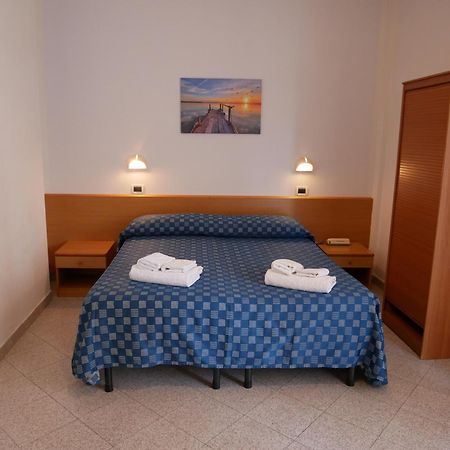 Hotel Jole Marina dʼMarina dʼAndora 外观 照片