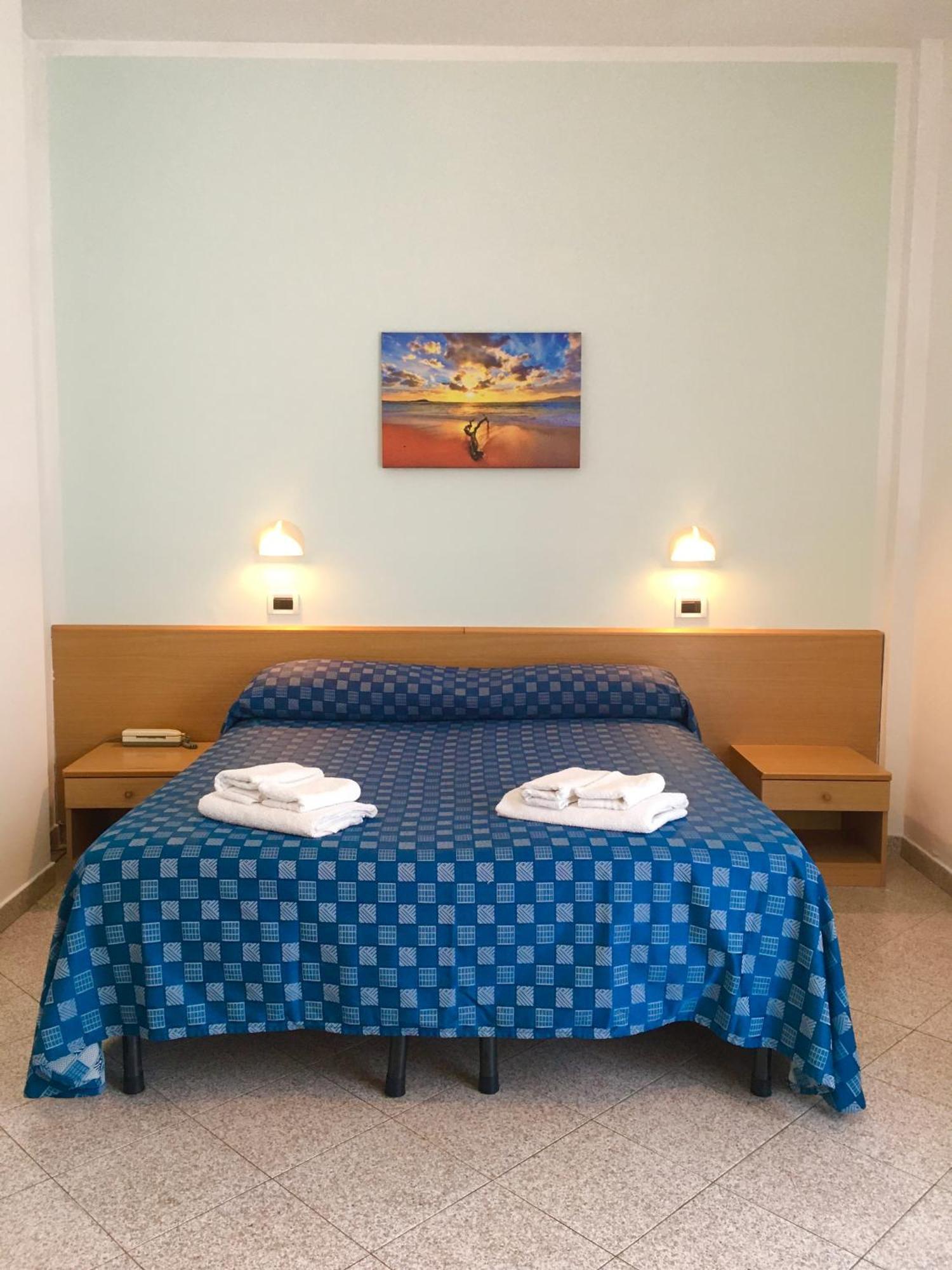 Hotel Jole Marina dʼMarina dʼAndora 外观 照片
